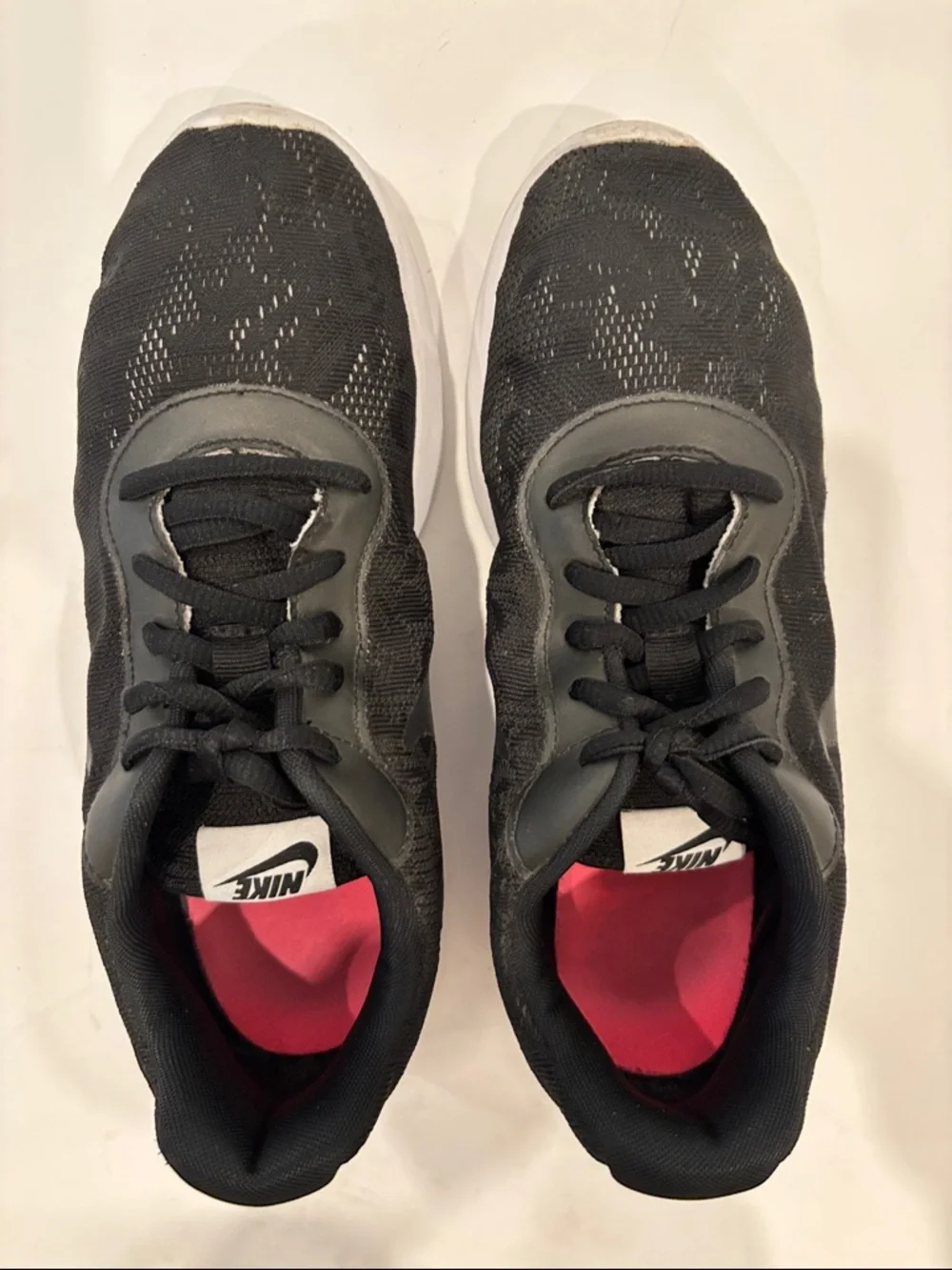 Nike Black Lace Sneakers with Pink Insoles - Picture 12 of 14